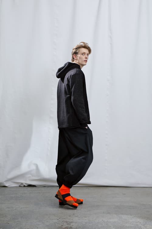 MIDIUMISOLID より2016年秋冬のルックブックが到着