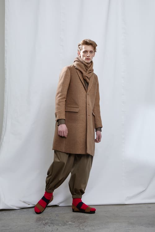 MIDIUMISOLID より2016年秋冬のルックブックが到着