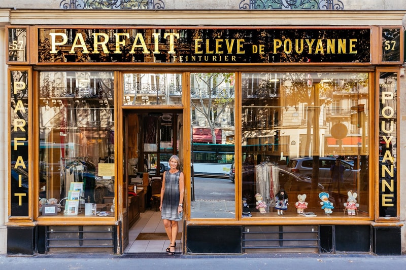 パリのあらゆるチャーミングなお店の外観にフォーカス