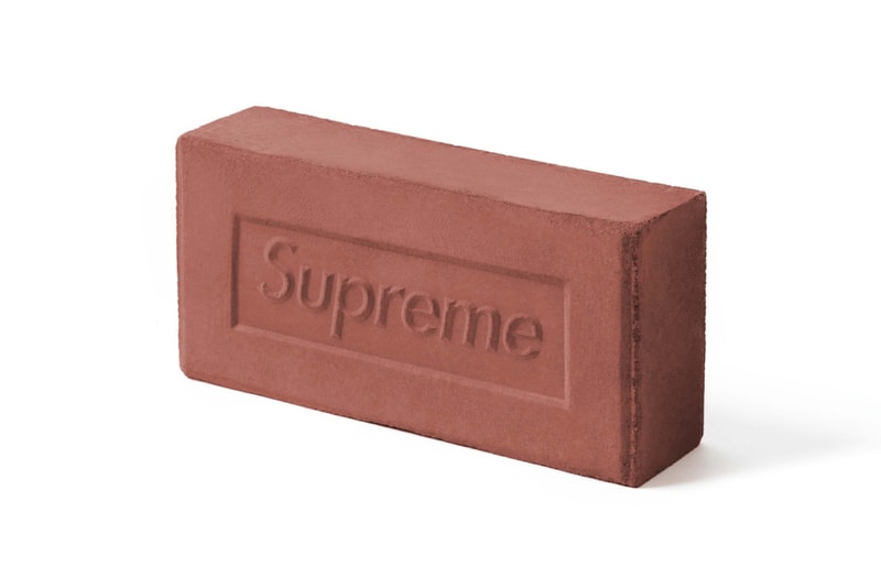 Supreme のブリックで家を建てたら一体いくら？