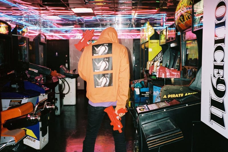 UZi x C2H4 カプセルコレクション