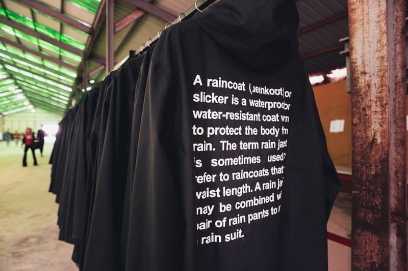 Vetements & MATCHES FASHION が "Official Fake" ガレージセールをソウルで開催