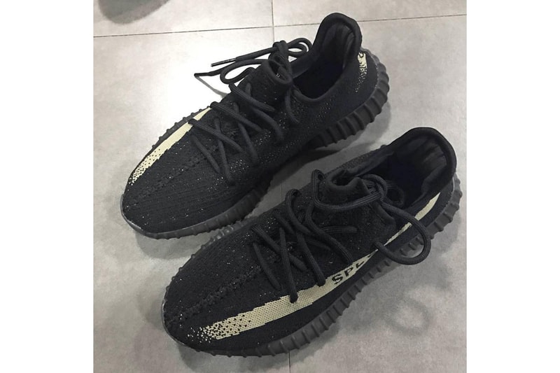 ブラックフライデーにブラックカラーの Yeezy Boost 350 V2 ニューモデル3型が登場？