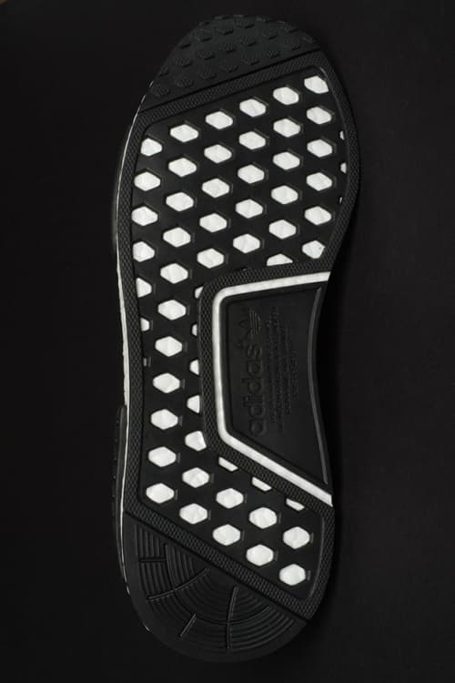  adidas Originals NMD_R1 "Tri-Color" パック