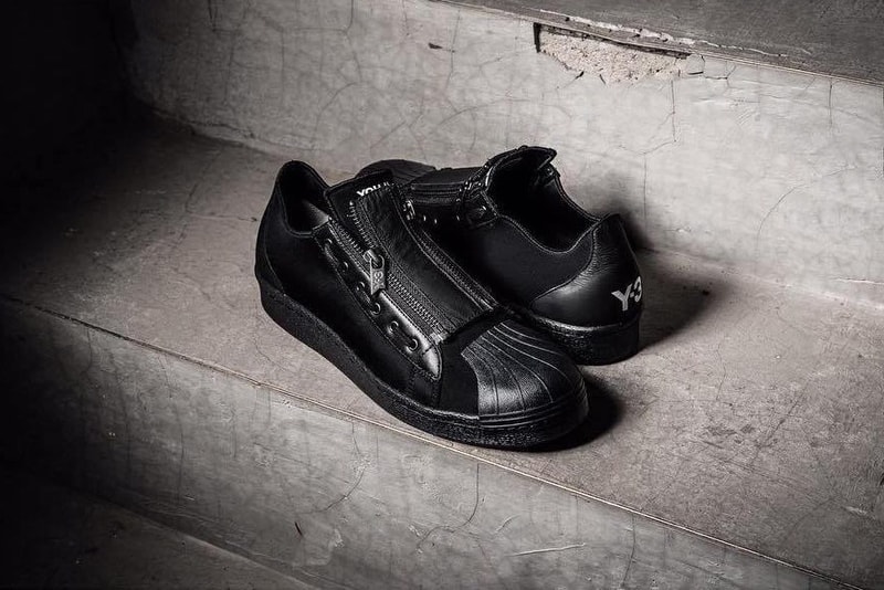 アディダス　Y-3 スニーカー