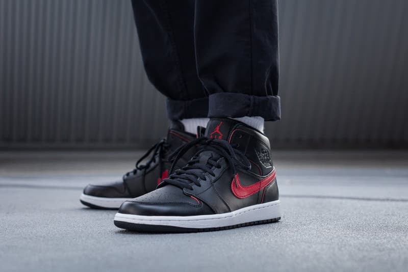 ジョーダン・ブランド　Air Jordan 1 Mid-Cut