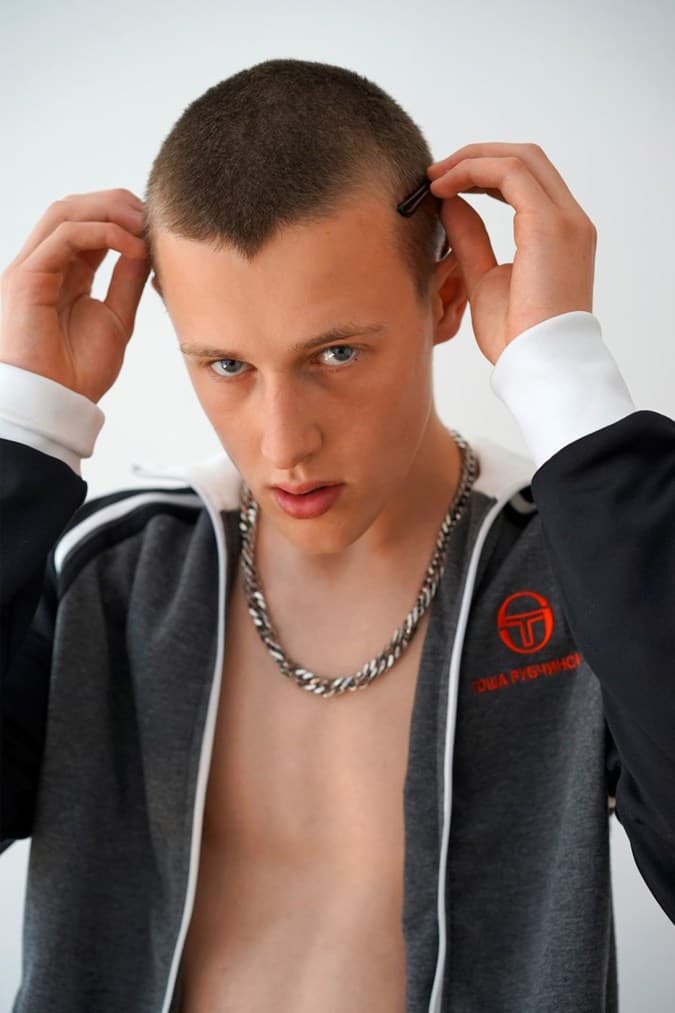 ゴーシャ・ラブチンスキーが2017年春夏コレクションのルックブックを公開