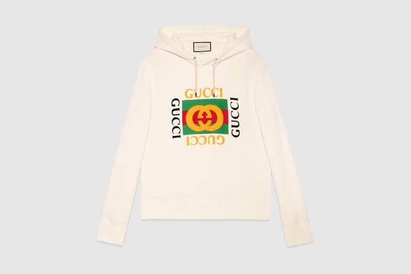 Gucci のクラシックロゴを配したTシャツとフーディが復活