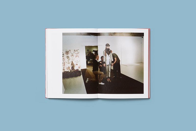 グッチより限定版の写真集『BLIND FOR LOVE』が発売