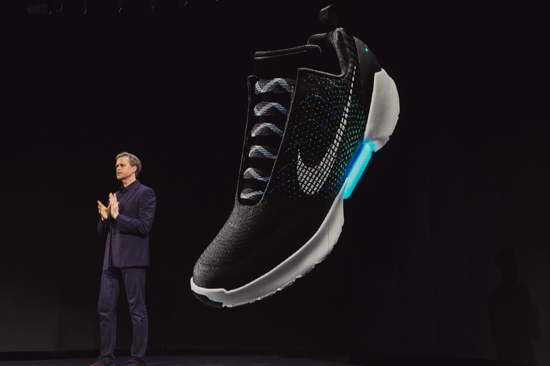 自動靴ひも調整シューズ Nike HyperAdapt 1.0 の詳細な情報が明らかに