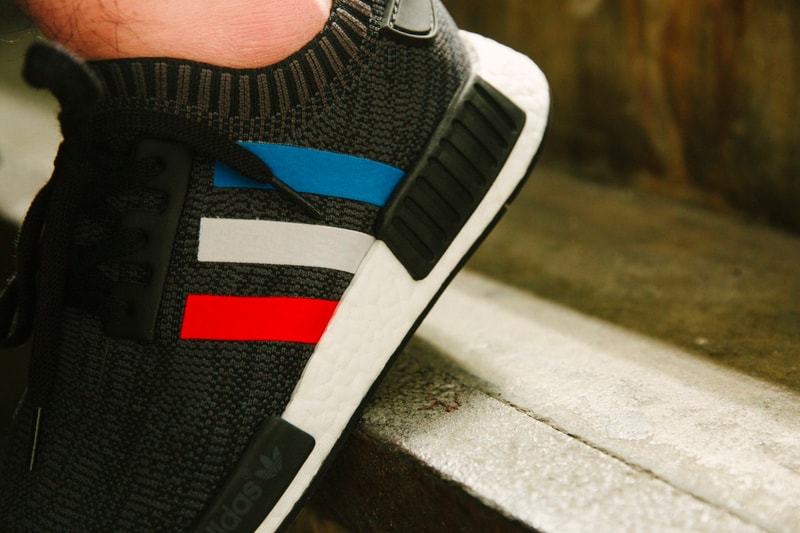adidas Originals NMD_R1 "Tri-Color" パックにクローズアップ