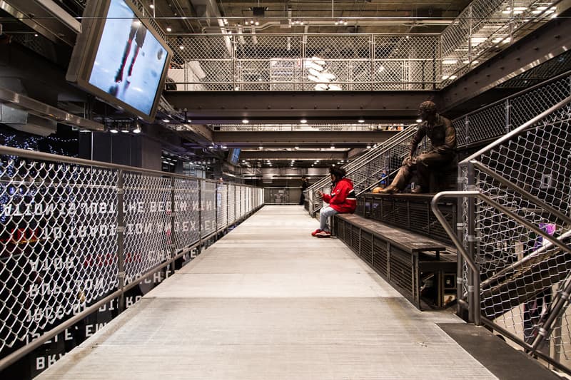 adidas がスタジアムをイメージした旗艦店をニューヨークにオープン 