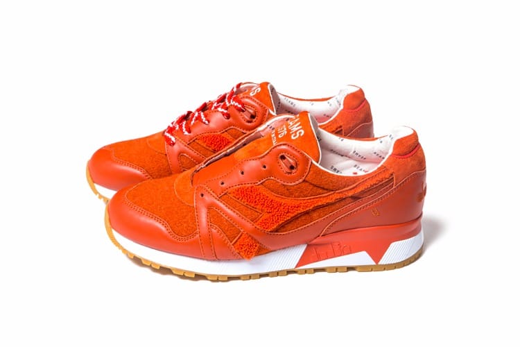 200足限定でリリースされる BEAMS 別注の DIADORA N9000