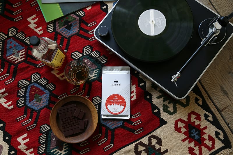 Minimal がチョコレートのパッケージから音楽が流れる「Music with Chocolate〜Christmas Edition〜」を発売