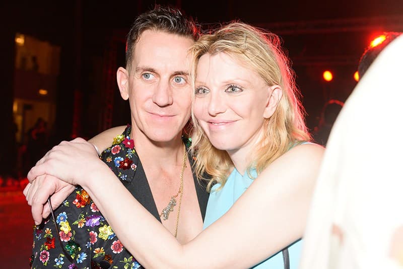 モスキーノ　ディナーパーティ　アート・バーゼル