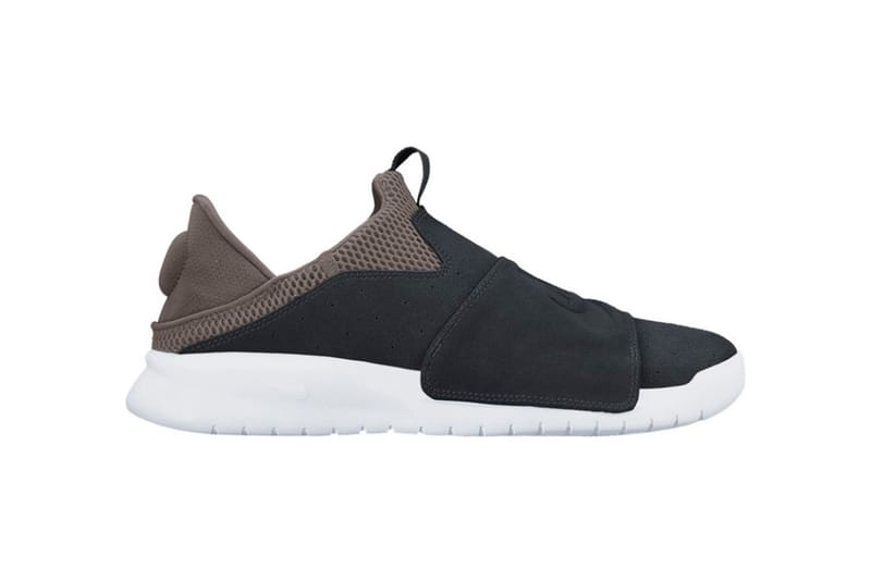 Nike より人気スライドサンダル Benassi をスニーカーへとアップデートさせたニューモデルが登場