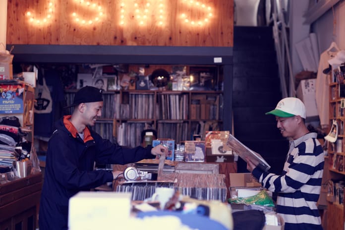 The Decades Hat Co. x SHIPS JET BLUE x Jazzy Sport のトリプルコラボアイテムが登場