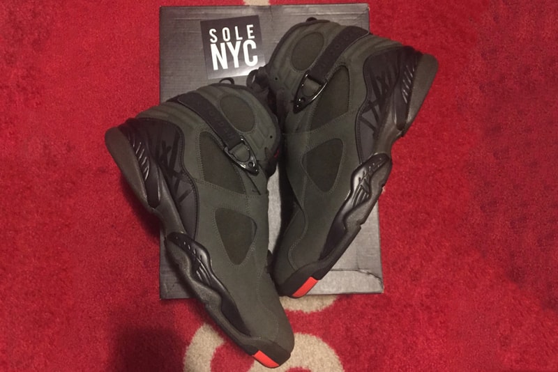 Undefeated x Air Jordan 8 サンプルモデルとされるフットウエアのビジュアルがリーク