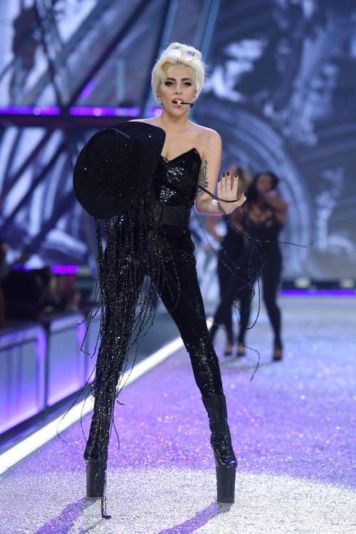 Gigi Hadid Bella Hadid Kendall Jenner Victoria's Secret Fashion Show