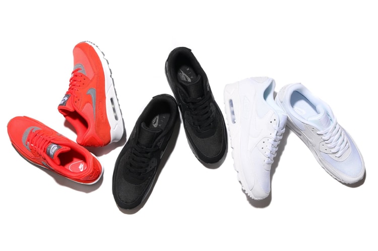 日本国内限定 NIKE AIR MAX 90 モデル:Triple White、Triple Blackも