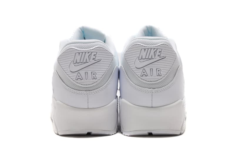 NIKE AIR MAX 90 triple black triple white orange