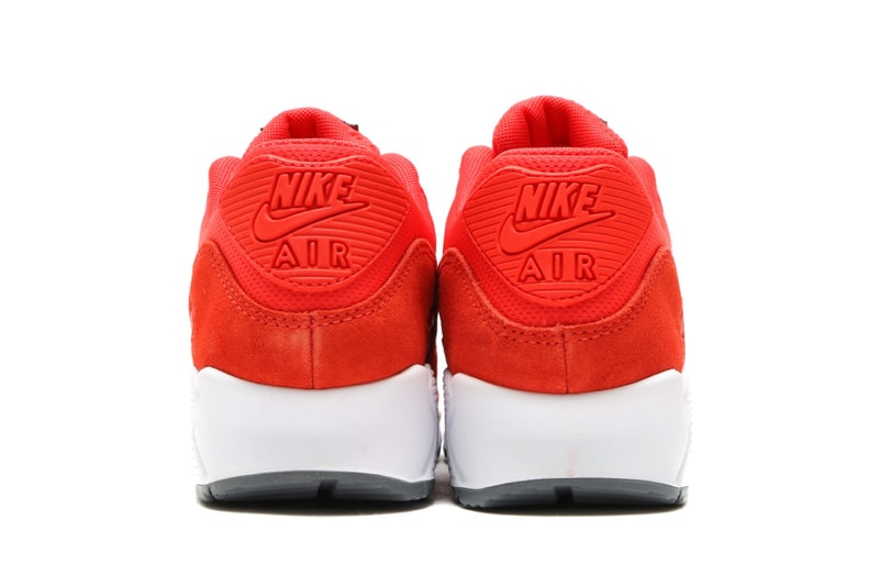 NIKE AIR MAX 90 triple black triple white orange