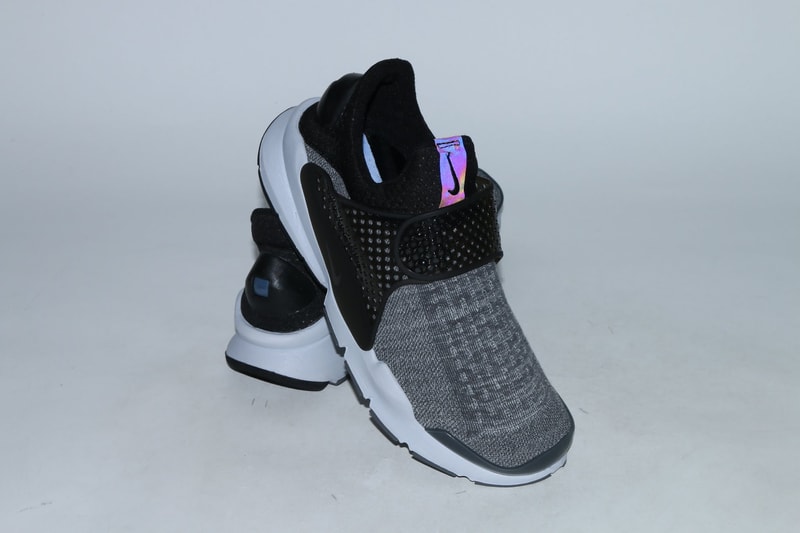 NIKE SPORTSWEAR NIKE SOCK DART SE PREMIUM NIKE AIR HUARACHE RUN PRM AURORA PACK