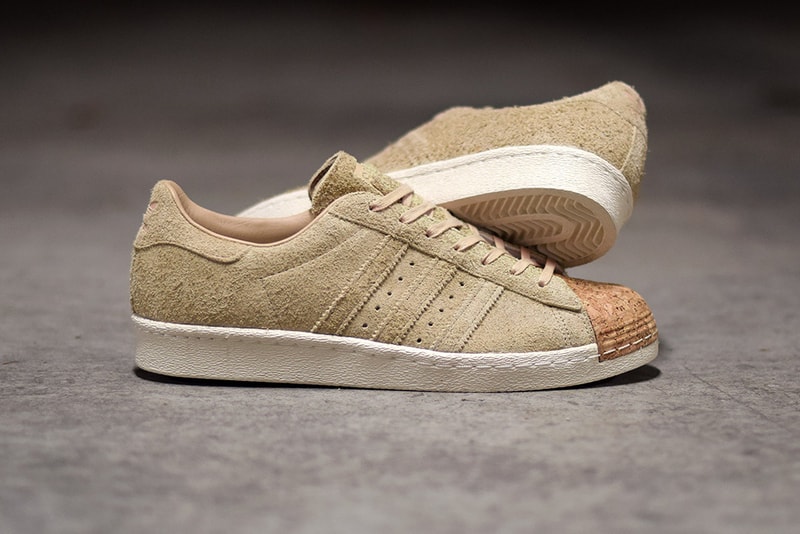 adidas Originals よりコルク仕様の Superstar 80s が登場