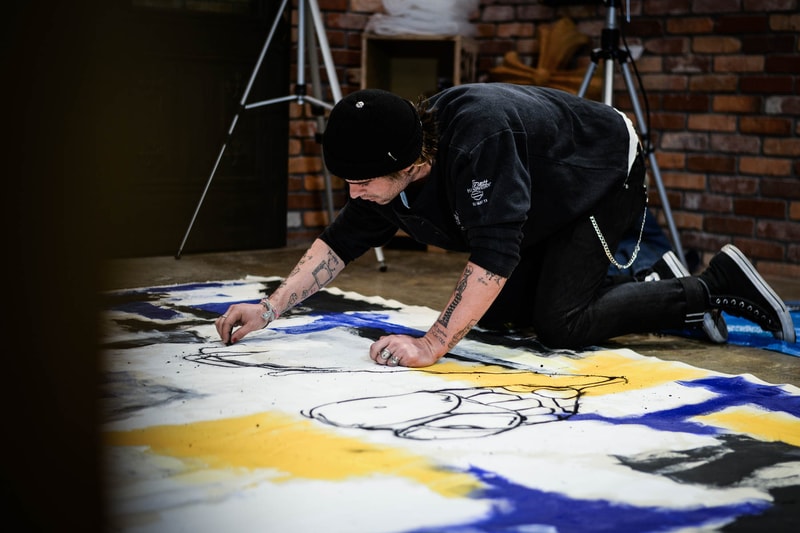 クロムハーツがマット・ディジャコモ特別展を開催：アートピース制作風景をレポート
