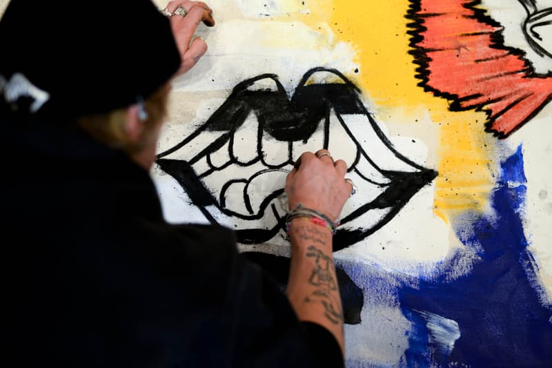 クロムハーツがマット・ディジャコモ特別展を開催：アートピース制作風景をレポート