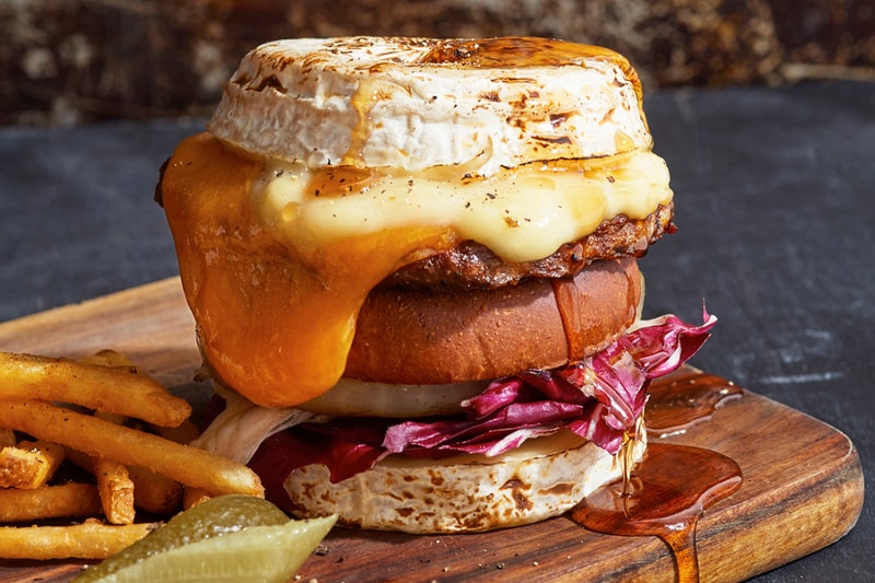 J.S. BURGERS CAFE