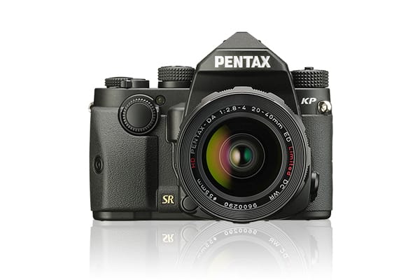 先端テクノロジーを凝縮した新小型一眼 PENTAX KP が誕生
