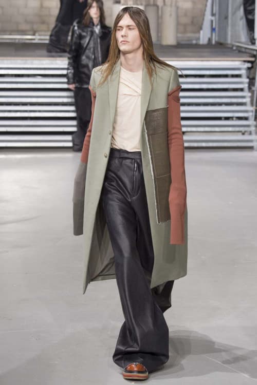 不可解な構造ながらも見る者を圧倒した Rick Owens の2017年秋冬コレクション