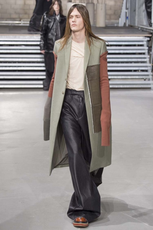 不可解な構造ながらも見る者を圧倒した Rick Owens の2017年秋冬コレクション