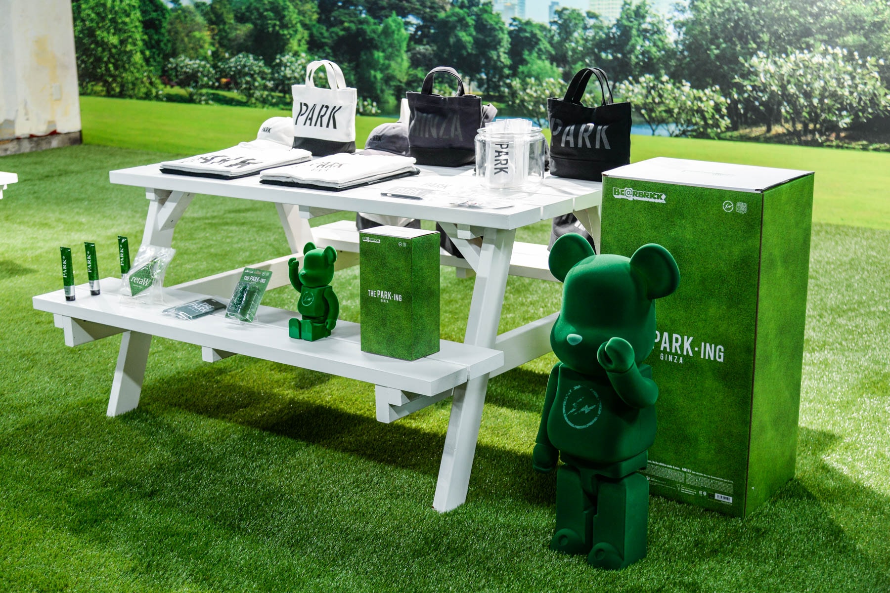 THE PARK・ING GINZA 813 fragment desing BE@RBRICK DENIM BY VANQUISH & FRAGMENT MAD STORE