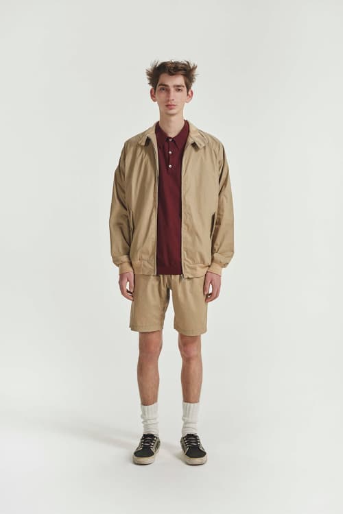 80年代末から90年代初頭の音楽ムーブメントにヒントを得た VAPORIZE 2017年春夏コレクション