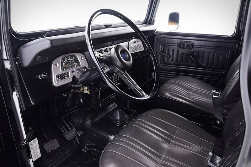 マットブラックカラーで生まれ変わった1979年製 Fj40型ランドクルーザー Hypebeast Jp マットブラックカラーで生まれ変わった1979年製 Fj40型ランドクルーザー Hypebeast Jp