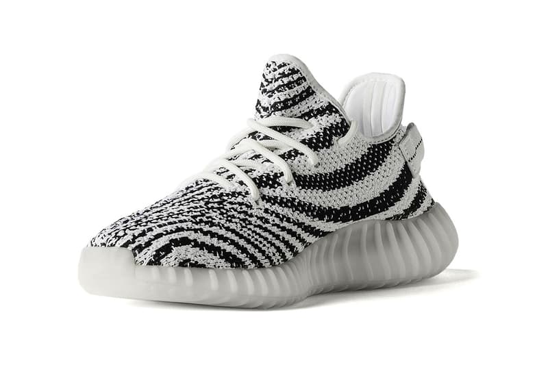 YEEZY BOOST 350 V2 “Zebra” のディティールにフォーカス