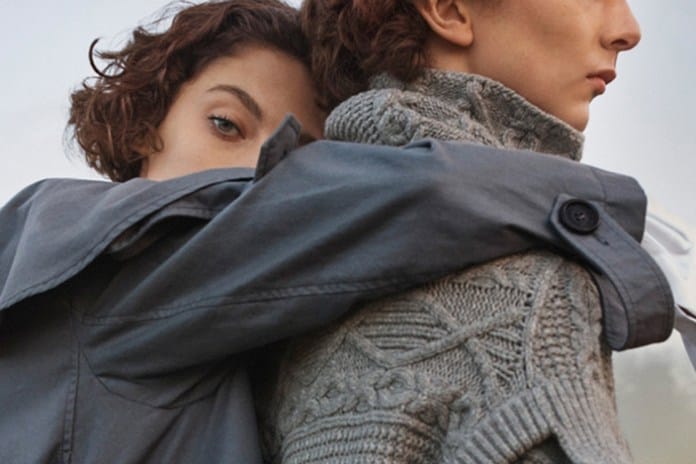 即購入できる Burberry の最新コレクションとランウェイをチェック