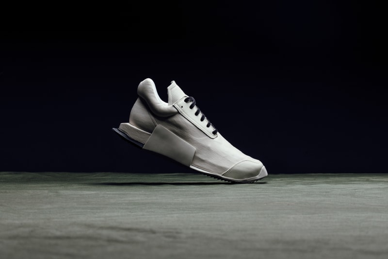  Rick Owens x adidas RO Level Runner Low にクローズアップ