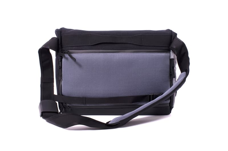 リュックサック メッセンジャーバッグ ストーン・アイランド