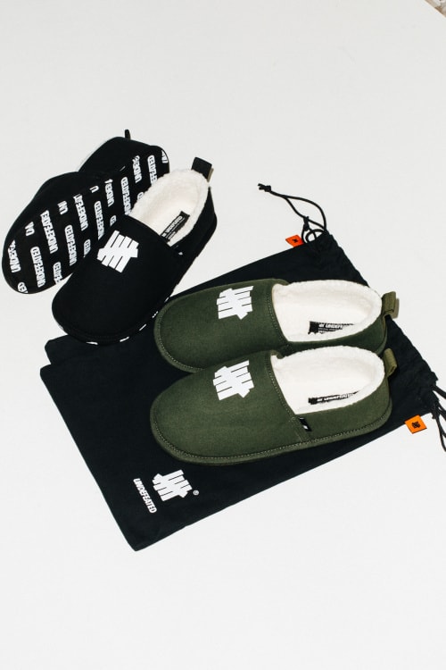 寒い季節に欠かせない UNDEFEATED のハウススリッパ