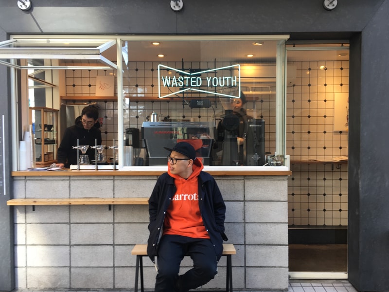 グローバルに活躍するグラフィックデザイナー VERDY の個展 ”Wasted Youth” が開催中