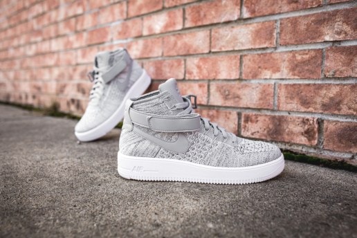 Nike Air Force 1 Ultra FlyKnit Mid “Wolf Grey” にクローズアップ