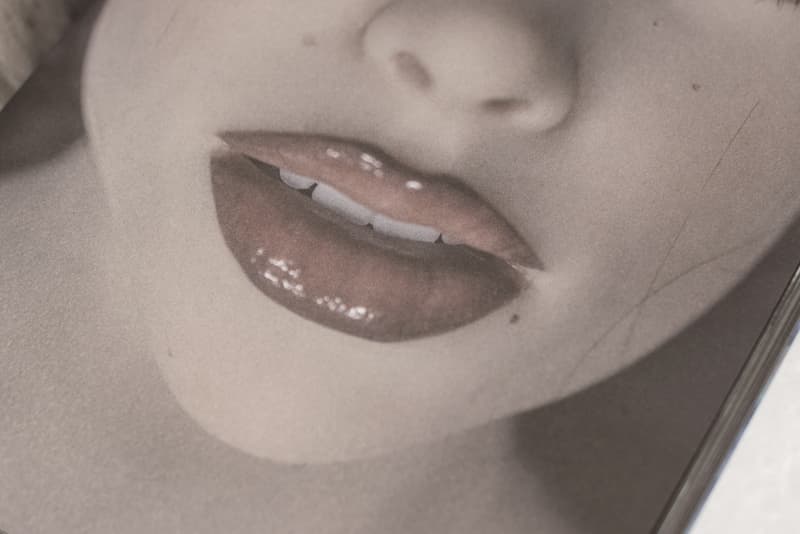 “YEEZY SEASON 5”の招待状として送られてきた服とジンの詳細