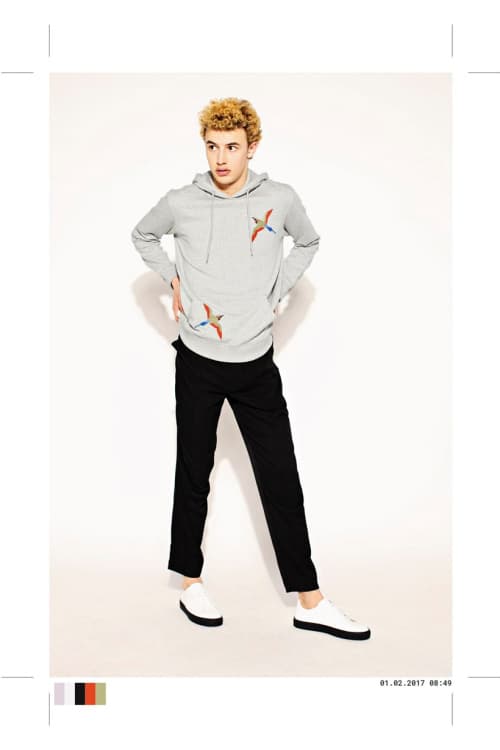 スウェーデン発のアップカミングブランド Axel Arigato が初のアパレルコレクションを制作