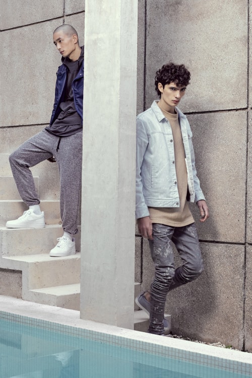 John Elliott ジョンエリオット