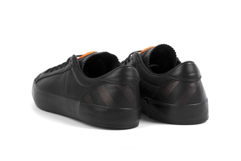 OFF-WHITE™  Moncler コラボスニーカー