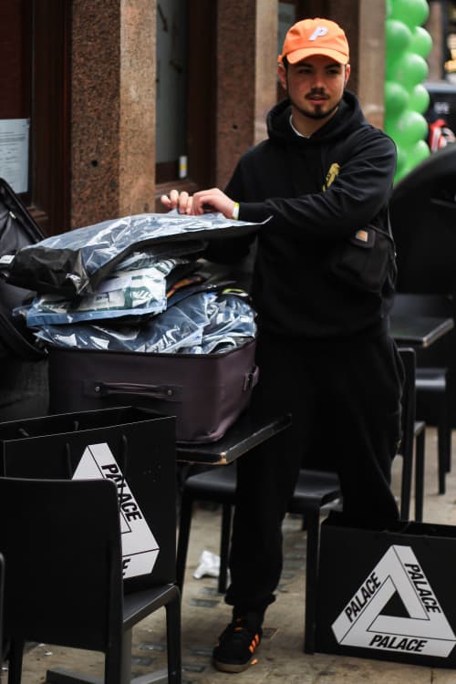 ロンドンよりパレス2017年春夏セカンドドロップの様子をお届け