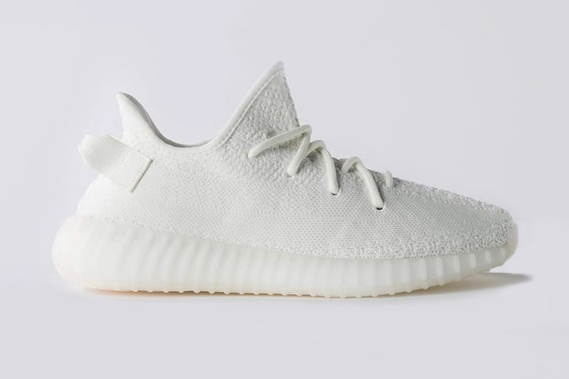 YEEZY BOOST 350 V2 の最新色 “Cream White” は来月リリースか
